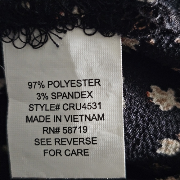 NY Collection Black with Gold Flowers Blouse Size Large Polyester - Picture 6 of 6